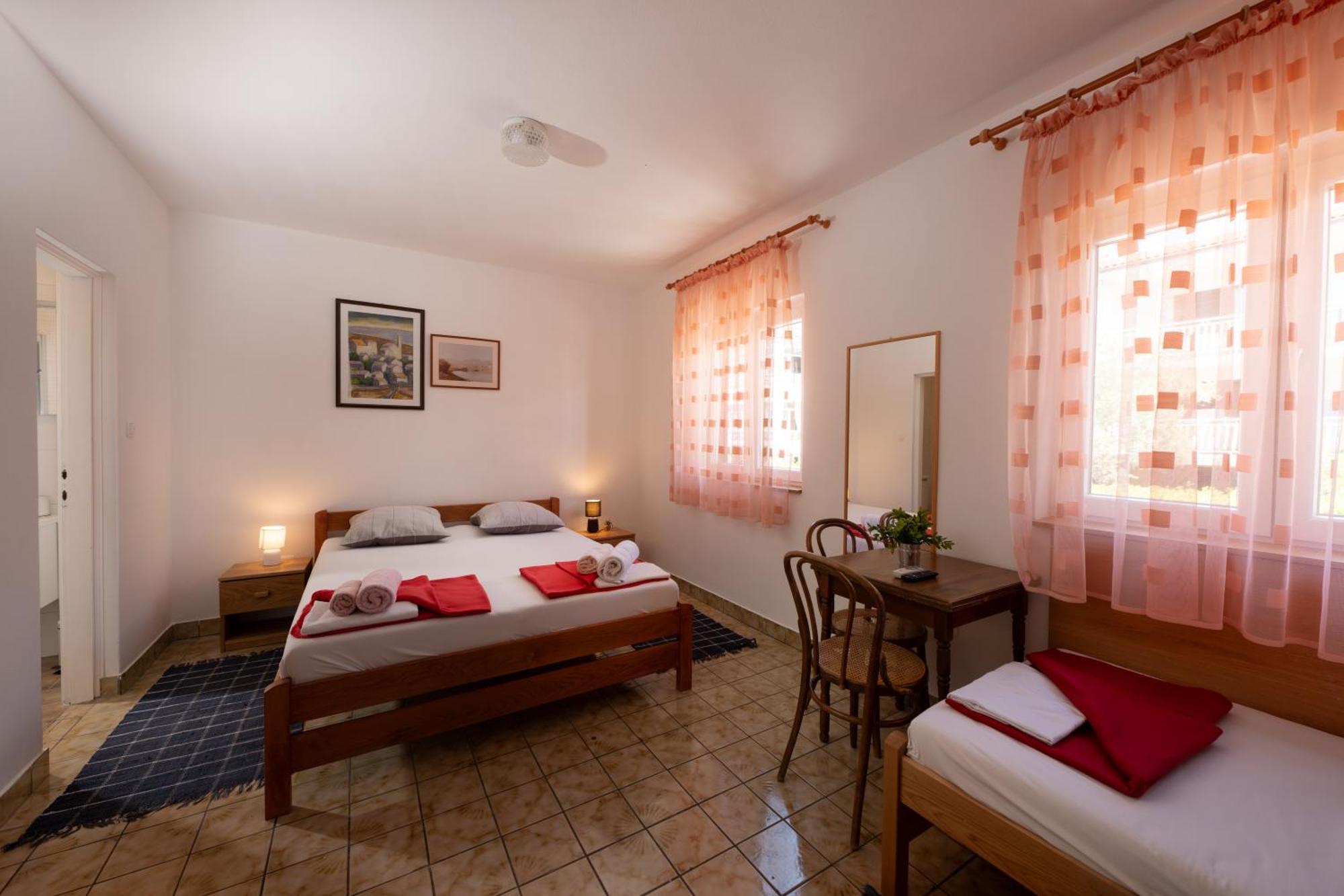 Klepac Studio Krk Town Exterior photo